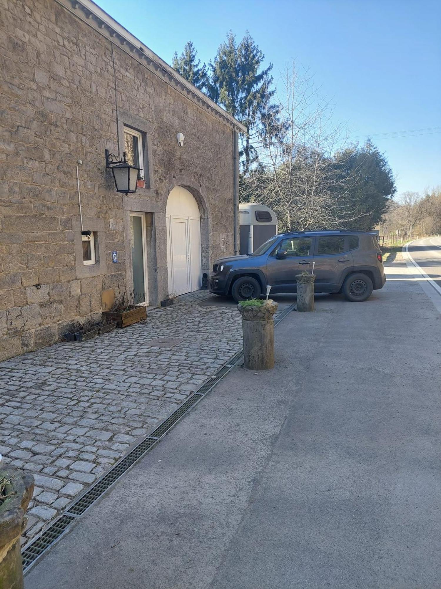 Au Doux Chardon Bed & Breakfast Durbuy Luaran gambar