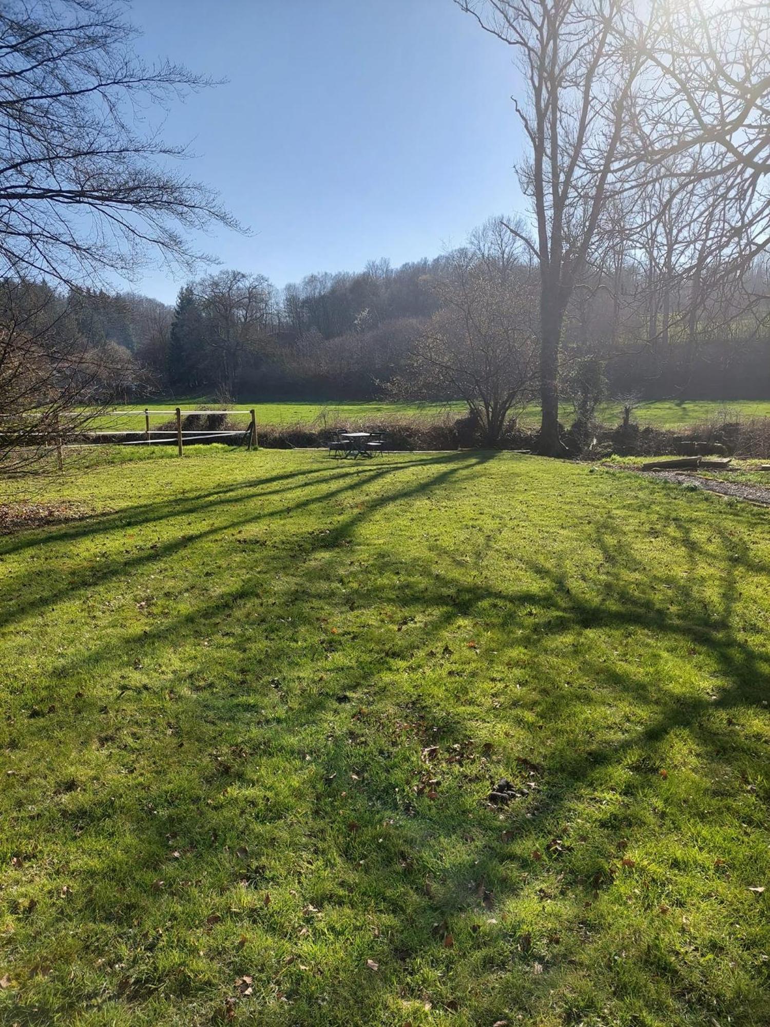 Au Doux Chardon Bed & Breakfast Durbuy Luaran gambar