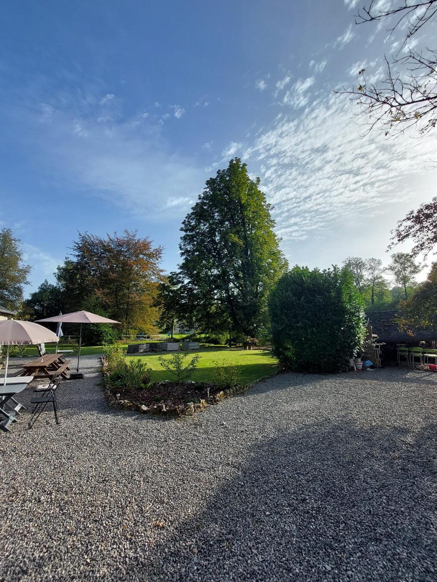 Au Doux Chardon Bed & Breakfast Durbuy Luaran gambar